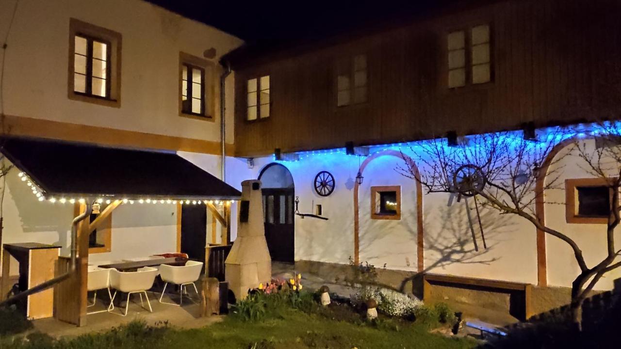 H@M Penzion Žlutice Esterno foto